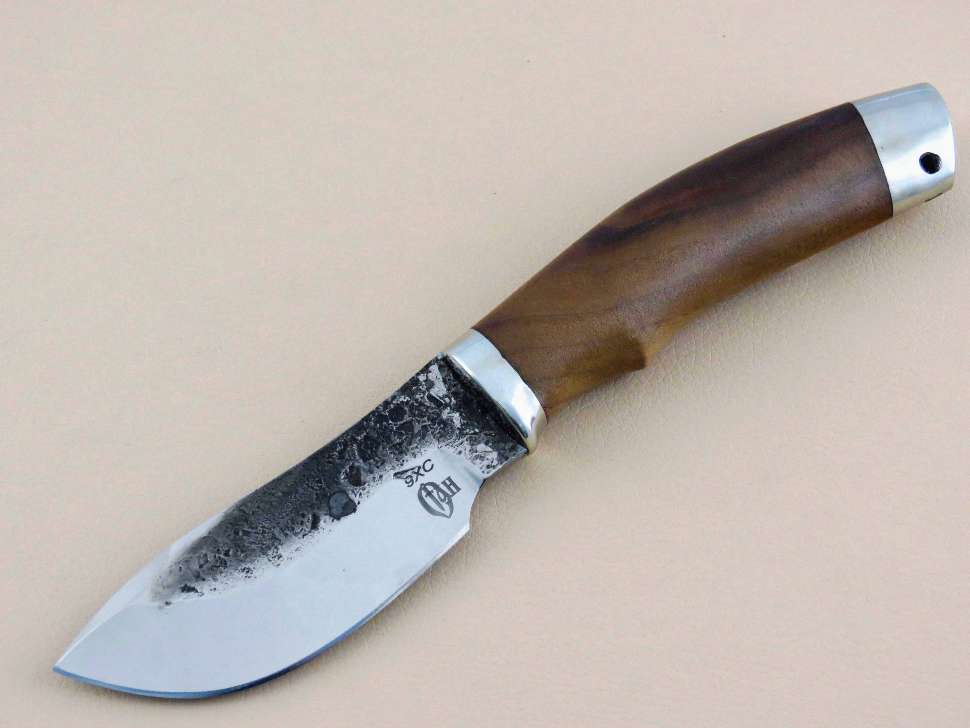 Шкуросъемный нож «СЕРНА» 9ХС, орех