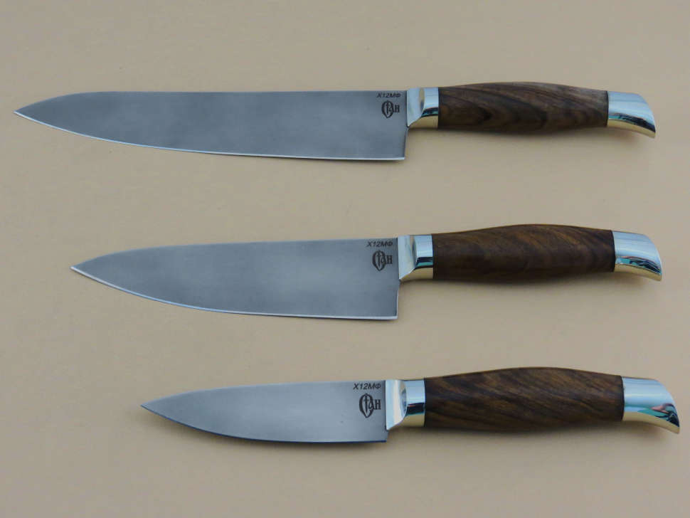Набор кухонных ножей «КУХНЯ-1» 3-х предметный Х12МФ, комель ореха