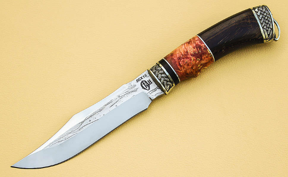 Нож «ВОЛК», 95Х18, кап клена, венге